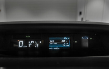 Toyota Prius v (+) I (ZVW40/41) рестайлинг, 2015 год, 1 650 000 рублей, 11 фотография