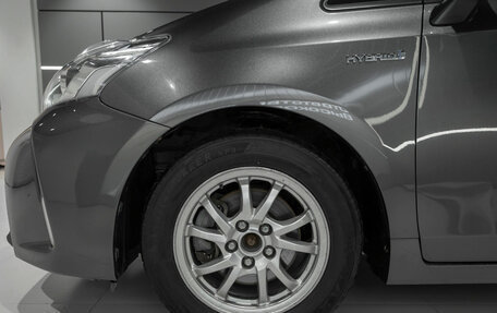 Toyota Prius v (+) I (ZVW40/41) рестайлинг, 2015 год, 1 650 000 рублей, 22 фотография