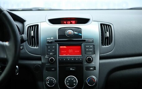 KIA Cerato III, 2011 год, 890 000 рублей, 13 фотография