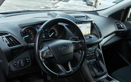 Ford Kuga III, 2017 год, 1 300 000 рублей, 9 фотография