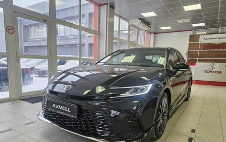 Toyota Camry, 2025 год, 3 999 999 рублей, 2 фотография