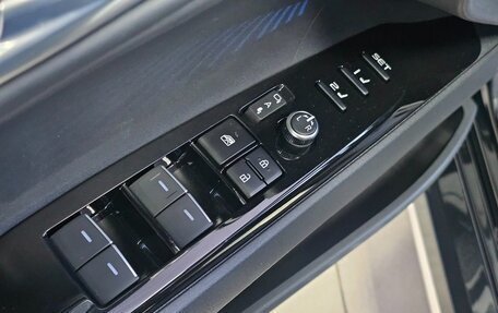 Toyota Camry, 2025 год, 3 999 999 рублей, 17 фотография