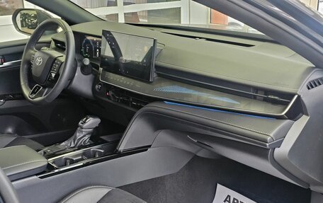 Toyota Camry, 2025 год, 3 999 999 рублей, 22 фотография