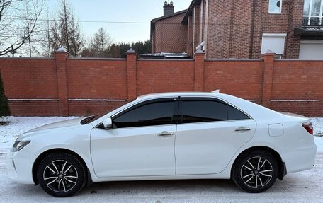 Toyota Camry, 2017 год, 2 290 000 рублей, 3 фотография