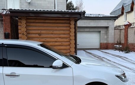 Toyota Camry, 2017 год, 2 290 000 рублей, 9 фотография