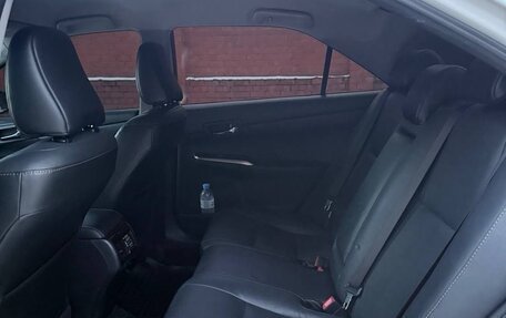 Toyota Camry, 2017 год, 2 290 000 рублей, 18 фотография