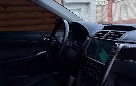 Toyota Camry, 2017 год, 2 290 000 рублей, 23 фотография