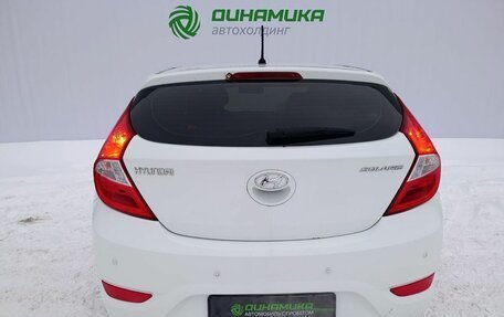 Hyundai Solaris II рестайлинг, 2013 год, 750 000 рублей, 6 фотография