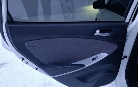 Hyundai Solaris II рестайлинг, 2013 год, 750 000 рублей, 12 фотография