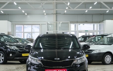 KIA Rio III рестайлинг, 2016 год, 989 000 рублей, 2 фотография
