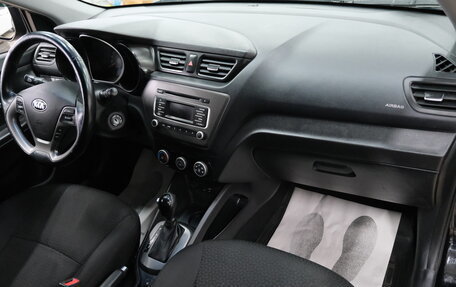 KIA Rio III рестайлинг, 2016 год, 989 000 рублей, 20 фотография