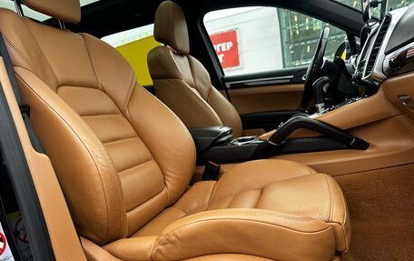 Porsche Cayenne III, 2012 год, 2 400 000 рублей, 29 фотография