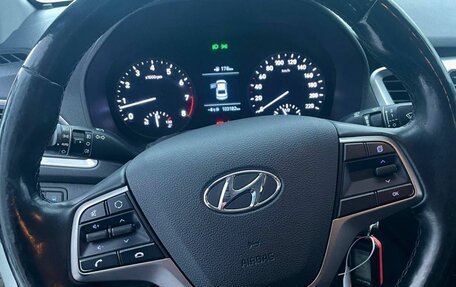 Hyundai Solaris II рестайлинг, 2018 год, 1 192 000 рублей, 8 фотография