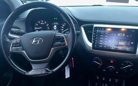 Hyundai Solaris II рестайлинг, 2018 год, 1 192 000 рублей, 12 фотография