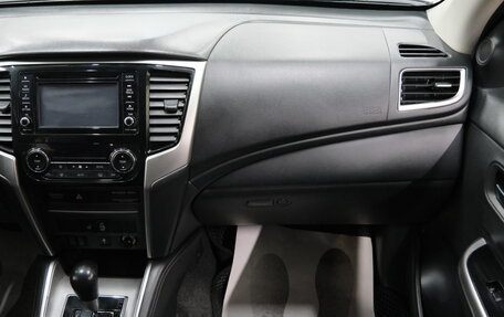 Mitsubishi L200 IV рестайлинг, 2021 год, 2 799 000 рублей, 18 фотография