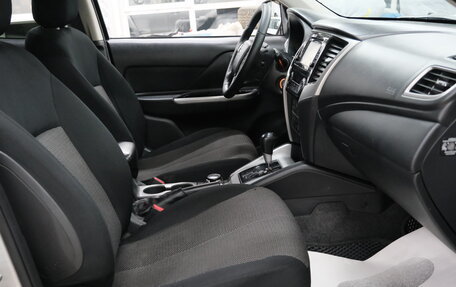 Mitsubishi L200 IV рестайлинг, 2021 год, 2 799 000 рублей, 20 фотография