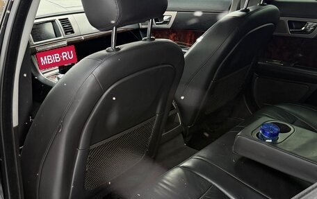 Jaguar XF I рестайлинг, 2010 год, 950 000 рублей, 11 фотография