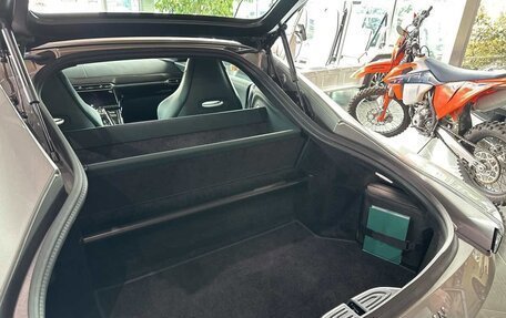 Aston Martin V8 Vantage IV, 2025 год, 28 823 740 рублей, 30 фотография