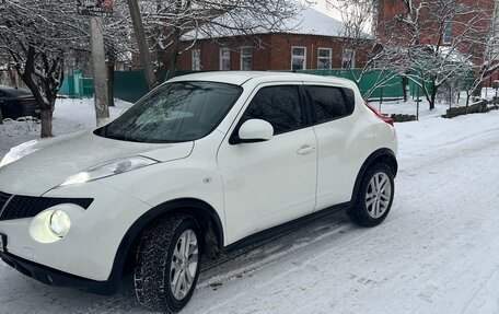 Nissan Juke II, 2014 год, 930 000 рублей, 2 фотография