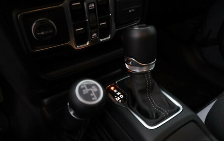 Jeep Wrangler, 2023 год, 6 400 000 рублей, 12 фотография