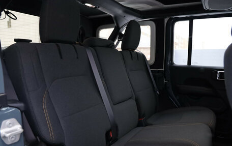 Jeep Wrangler, 2023 год, 6 400 000 рублей, 10 фотография