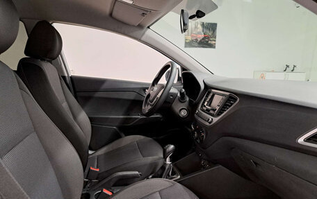 Hyundai Solaris II рестайлинг, 2017 год, 1 172 000 рублей, 13 фотография