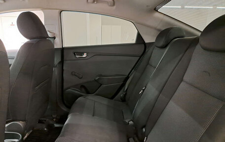 Hyundai Solaris II рестайлинг, 2017 год, 1 172 000 рублей, 15 фотография