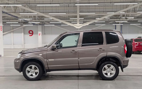 Chevrolet Niva I рестайлинг, 2016 год, 610 000 рублей, 8 фотография