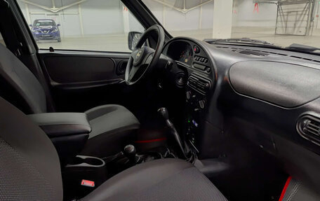 Chevrolet Niva I рестайлинг, 2016 год, 610 000 рублей, 11 фотография