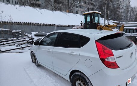 Hyundai Solaris II рестайлинг, 2013 год, 900 000 рублей, 15 фотография