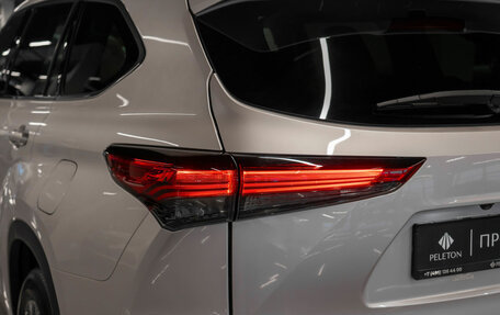 Toyota Highlander, 2025 год, 6 200 000 рублей, 30 фотография