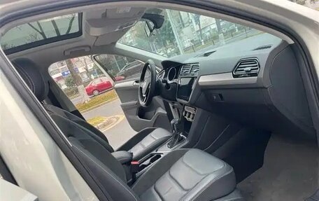 Volkswagen Tiguan II, 2022 год, 2 145 000 рублей, 12 фотография