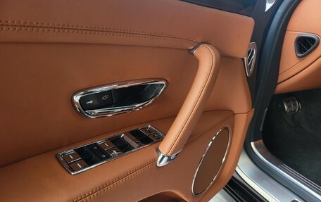 Bentley Flying Spur, 2024 год, 25 100 000 рублей, 10 фотография