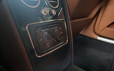 Bentley Flying Spur, 2024 год, 25 100 000 рублей, 13 фотография