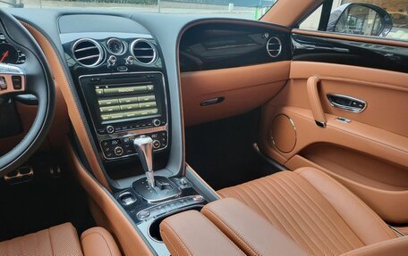 Bentley Flying Spur, 2024 год, 25 100 000 рублей, 22 фотография