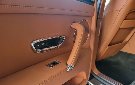 Bentley Flying Spur, 2024 год, 25 100 000 рублей, 25 фотография