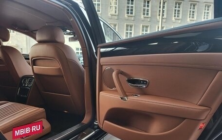 Bentley Flying Spur, 2024 год, 25 100 000 рублей, 16 фотография