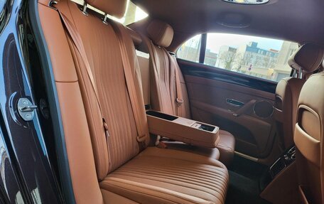 Bentley Flying Spur, 2024 год, 25 100 000 рублей, 35 фотография