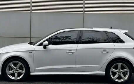 Audi A3, 2021 год, 1 900 000 рублей, 6 фотография