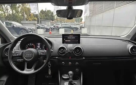 Audi A3, 2021 год, 1 900 000 рублей, 9 фотография