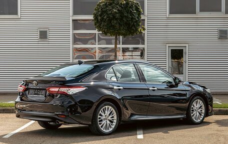 Toyota Camry, 2021 год, 2 245 000 рублей, 6 фотография