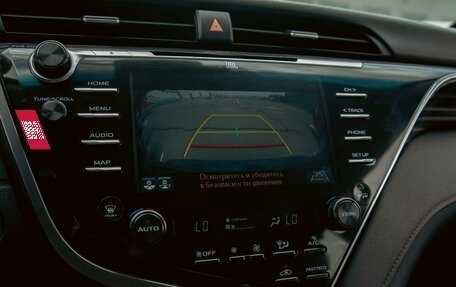 Toyota Camry, 2021 год, 2 245 000 рублей, 15 фотография