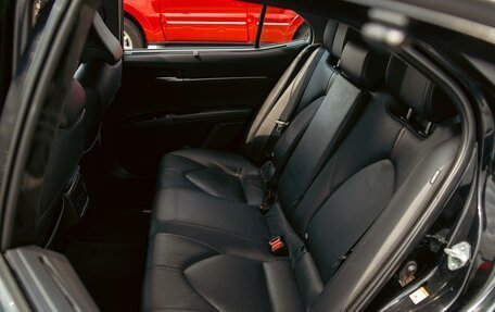 Toyota Camry, 2021 год, 2 245 000 рублей, 16 фотография