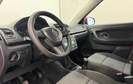 Skoda Fabia II, 2014 год, 647 000 рублей, 12 фотография