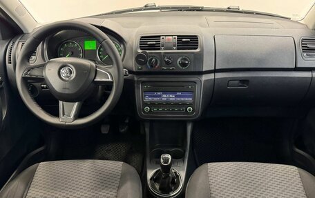 Skoda Fabia II, 2014 год, 647 000 рублей, 16 фотография