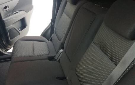 Mitsubishi Outlander III рестайлинг 3, 2018 год, 1 900 000 рублей, 17 фотография