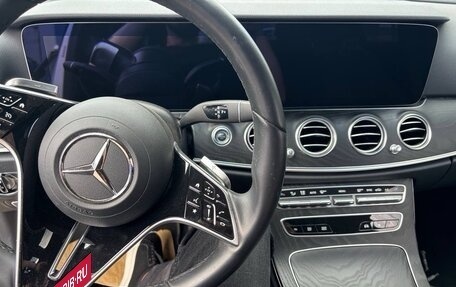 Mercedes-Benz E-Класс, 2023 год, 2 900 000 рублей, 5 фотография