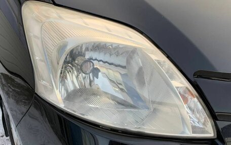 Toyota Passo Sette, 2009 год, 850 000 рублей, 12 фотография