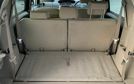 Toyota Passo Sette, 2009 год, 850 000 рублей, 20 фотография