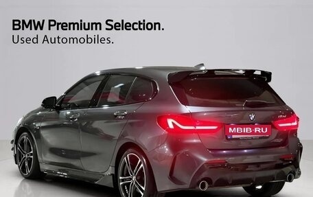 BMW 1 серия, 2021 год, 2 480 013 рублей, 4 фотография